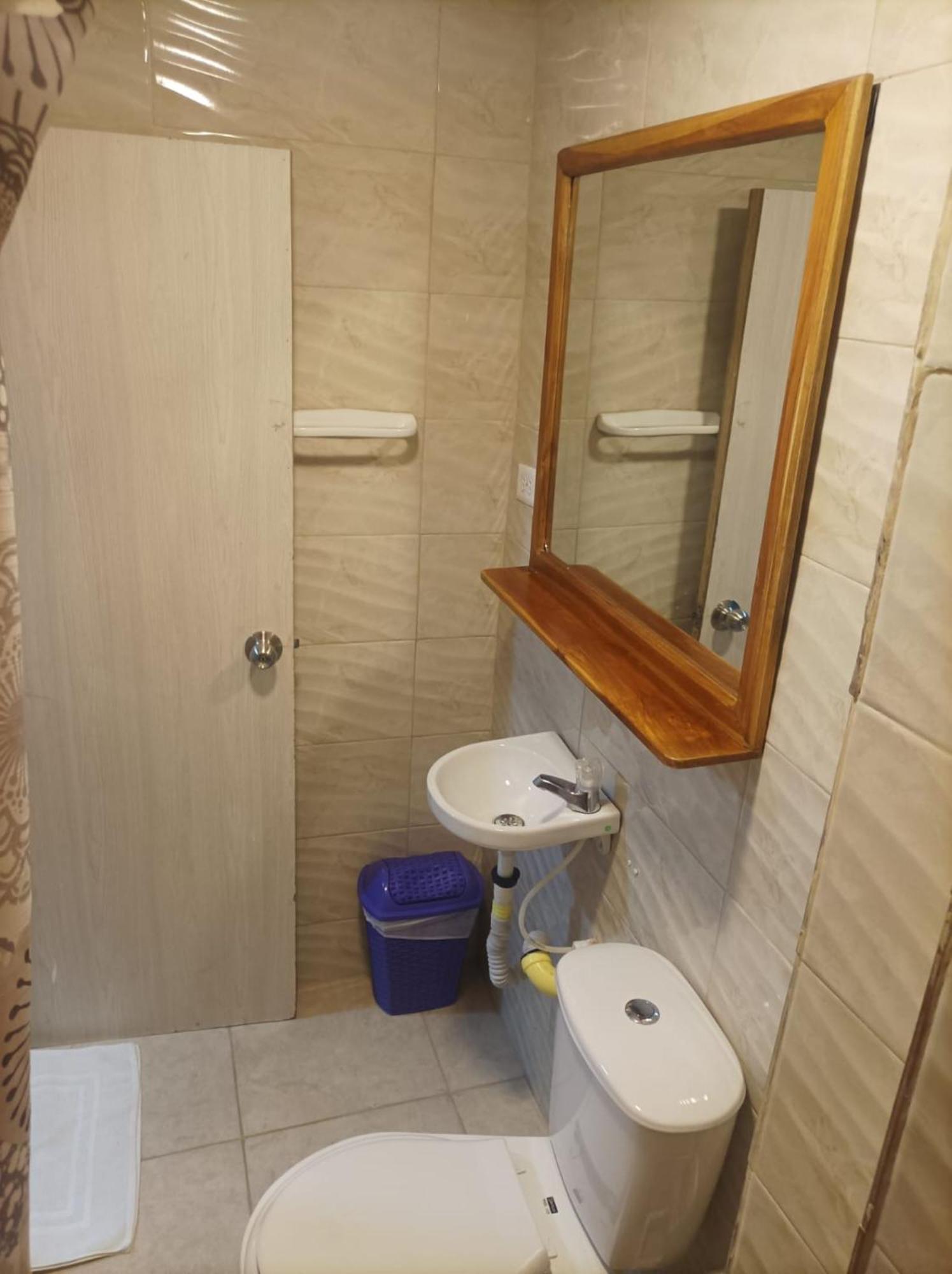 Catalleya Hostel *